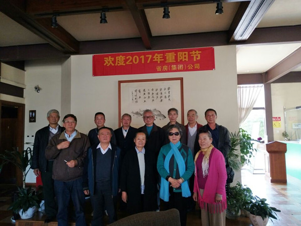 重陽(yáng)敬老 公司組織退休職工參觀嘉麗澤