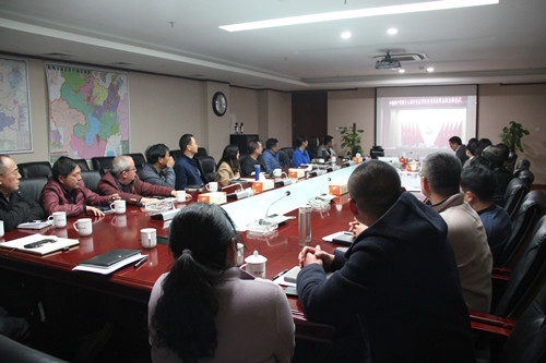 公司組織集中觀看反腐專題片《激濁揚清在云南》