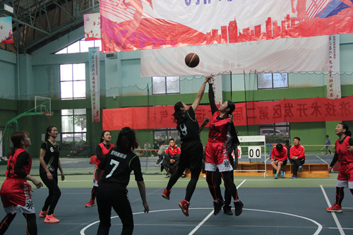 公司舉辦第五屆“省房杯”籃球賽暨迎新趣味運動會