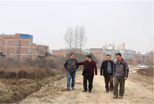 省住建廳房地產(chǎn)處周保華實地調(diào)研昭陽區(qū)棚改項目推進情況