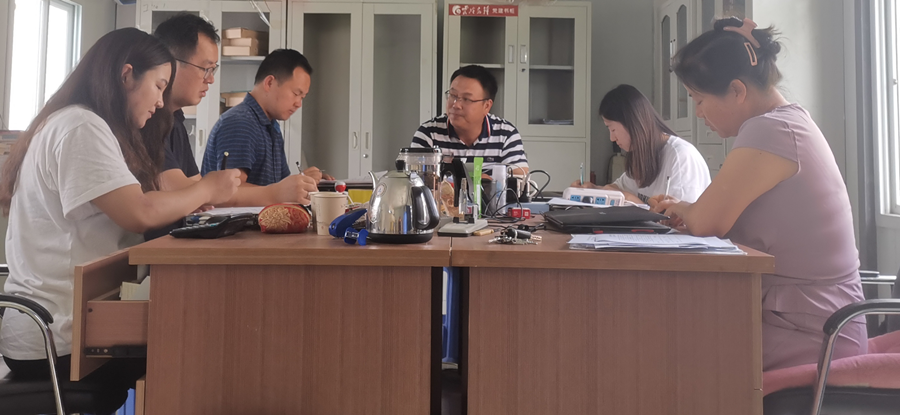 趙慶龍到蘭坪縣旅游小鎮(zhèn)投資管理有限公司調(diào)研