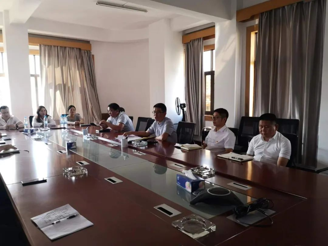 文山片區(qū)開展“轉作風、提效能”專題學習