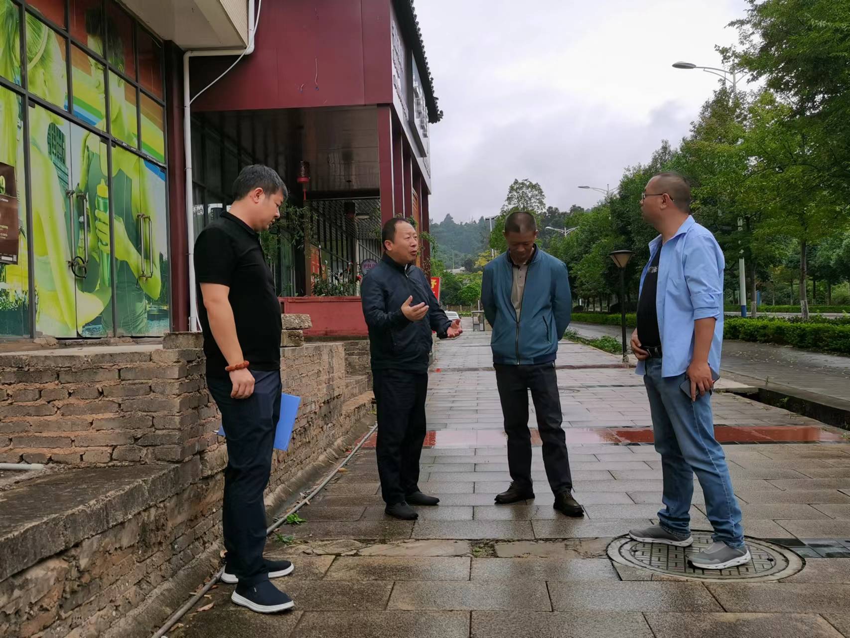 李毅東、李榮華到基層單位開展安全檢查指導